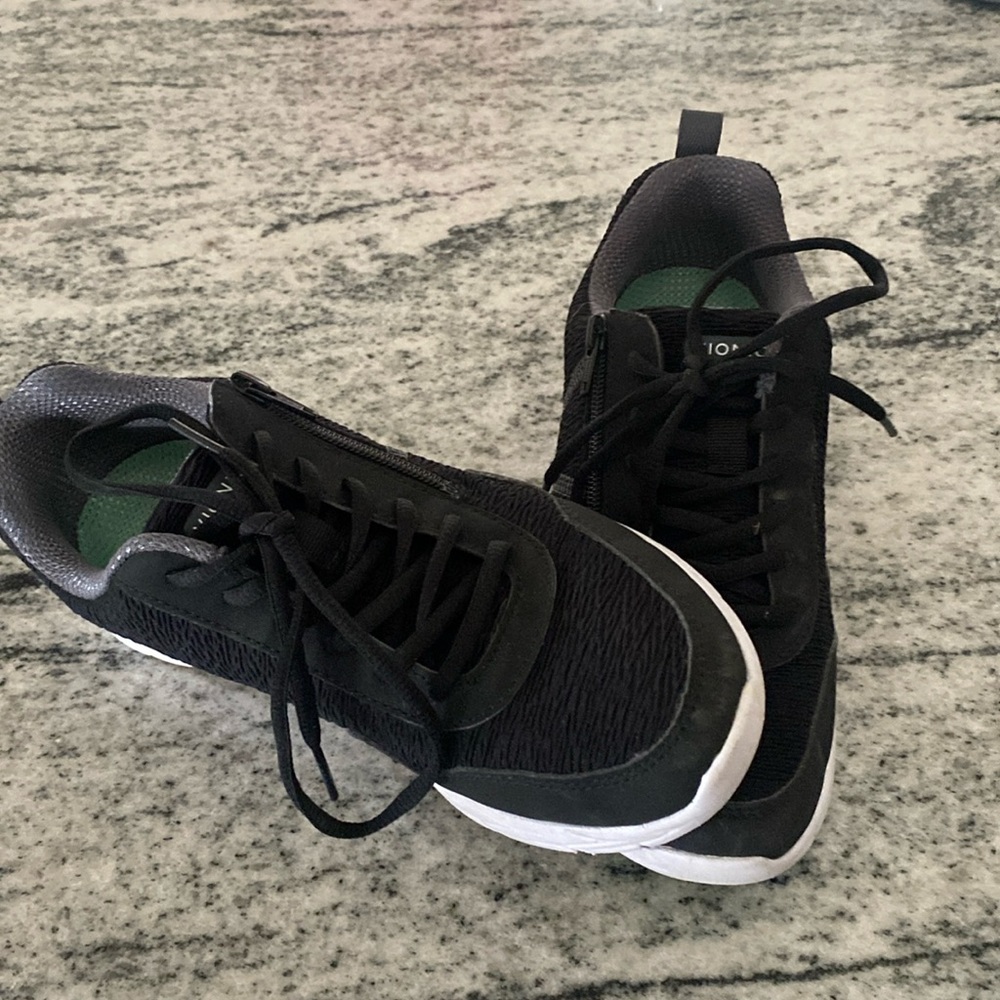 Vionic Jetta Women’s Sneakers